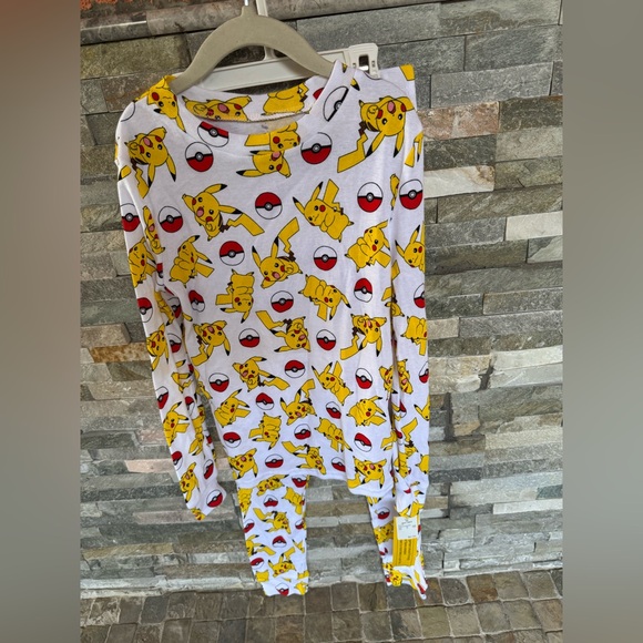 Pokemon Other - Pikachu  Pajama Set - pokeman